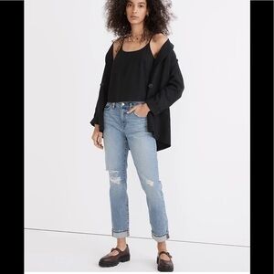 Madewell Slim boy Jean with a busted knee distressing
